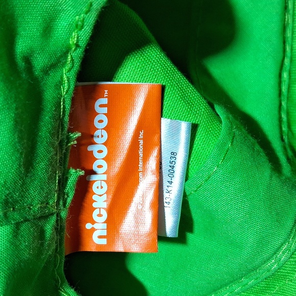 Teenage Mutant Ninja Turtles cape, 3 preloved 4" posable figures, hat & book - Picture 6 of 9